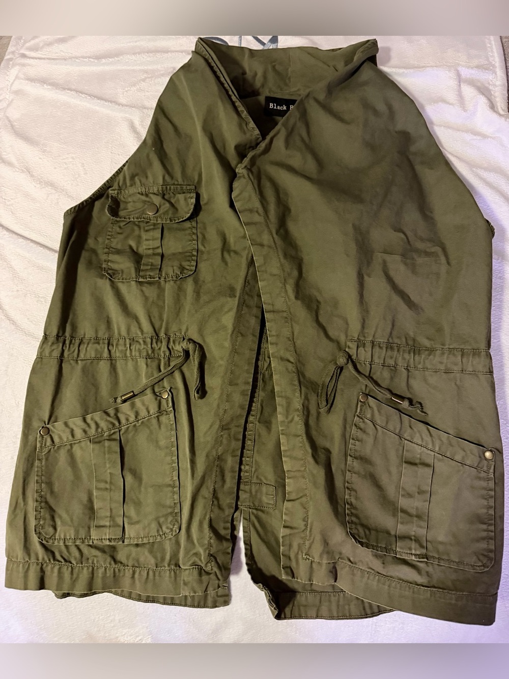 Black Rainn Olive Green Utility Vest with Pockets